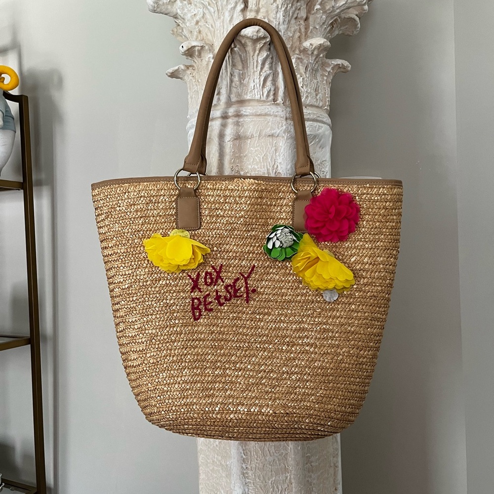 Betty Johnson straw Tote / Beach Bag